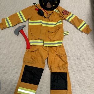 Kids’ fireman costume size 5-6 with accessories